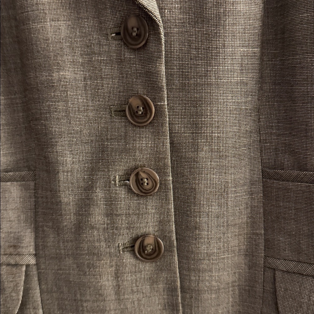 Halogen Suit Jacket Size 6P EUC Lined - Picture 3 of 7